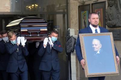 Владимира Андреева похоронили на Троекуровском кладбище