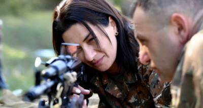 Жена армянского премьера Анна Акопян прошла курс боевой подготовки в Карабахе