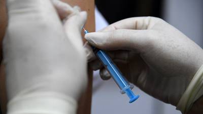 Минздрав Крыма уточнил сроки вакцинации населения против гриппа