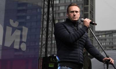 Ситуация с Навальным находится на уровне театра абсурда – политолог