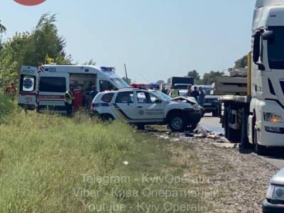 Столкнулись несколько авто на трассе Киев-Одесса: появились подробности масштабного ДТП