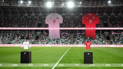 Новые комплекты игровой формы национальной сборной Беларуси представили на стадионе "Динамо"