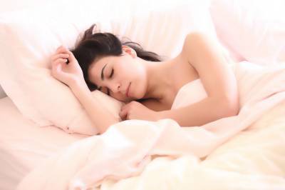 Поели, можно и поспать: Мясников назвал топ продуктов для крепкого сна