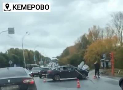 Последствия ДТП на выезде из Кемерова сняли на видео
