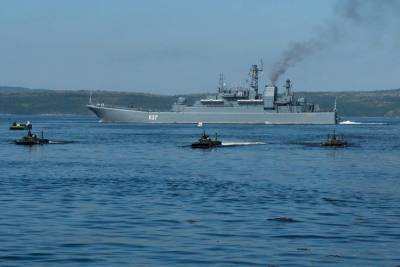 Корабли Северного флота РФ двинулись в сторону границы США