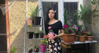 Цветы с сюрпризом: 17-летняя девушка из Гюмри открыла свой бизнес в период пандемии