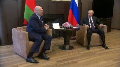 Песков рассказал о "своем диалоге" Путина и Лукашенко