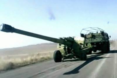 Под Донецком российские артиллеристы проводят учебные стрельбы из «Гиацинтов»