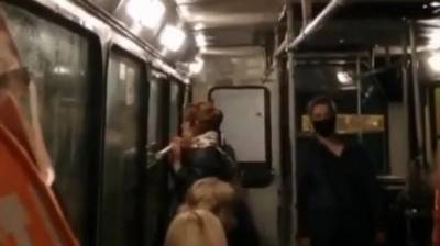 Глас народа | Пассажиры автобуса в Заречном оказались под душем