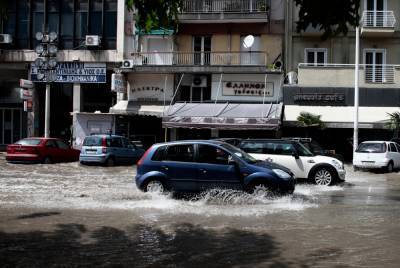 Три человека погибли в Греции из-за циклона «Янос»: равнины превратились в озера
