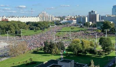 В Минске начались задержания на шествии оппозиции