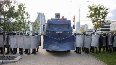 Более 10 протестующих задержали на акции в Минске