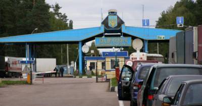 Более тысячи автомобилей скопилось на границе Украины и Белоруссии