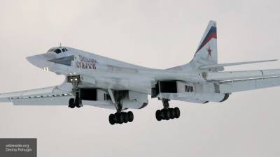 Летчик РФ объяснил, почему в США "хватаются за сердце" при подлете Ту-160