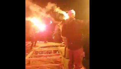 Руферы зажгли фаеры на крыше метро «Невский проспект»