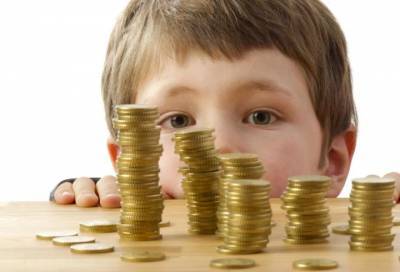 Аналитики выяснили, сколько детей в России самостоятельно зарабатывают деньги