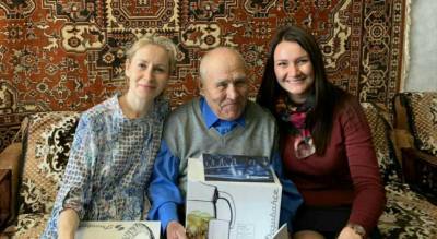 В Чебоксарах фронтовику исполнилось 95 лет: "Любит работать на даче и прогуливаться"