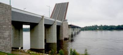 По дороге из Петрозаводска в Петербург разведут мост