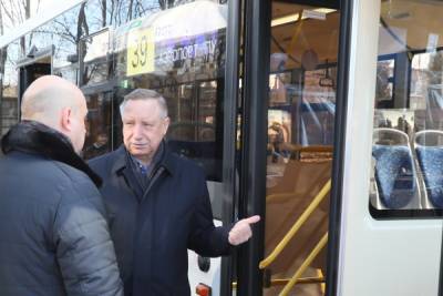 Беглов предложил бесплатно пересаживаться на общественном транспорте