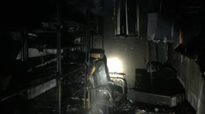 Спасатели ликвидировали пожар в торговом центре в Молодечно