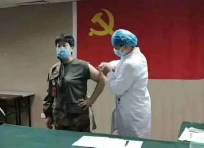 Россияне, испытавшие китайскую вакцину от коронавируса, чувствуют себя хорошо