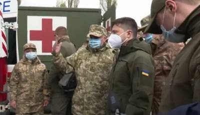 Россия стягивает войска к границе Украины, у Зеленского сделали тревожное заявление: "уже перемещено..."