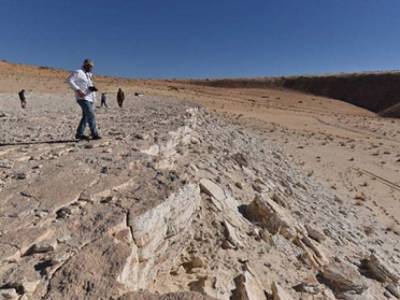 Ученые обнаружили в пустыне останки человека возрастом 120 тысяч лет