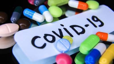 В аптеках Петербурга начали продавать лекарство против COVID-19