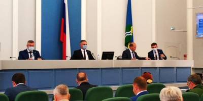 Треть депутатов городской Думы Батайска раскритиковала и не поддержала главу администрации
