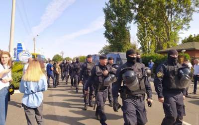 В Одессе задержали вооруженных активистов
