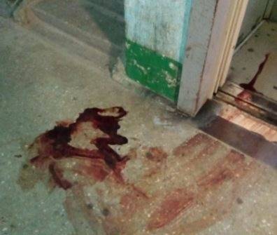 В Тобольске мужчина зарезал сожительницу и бросил ее труп в лифте