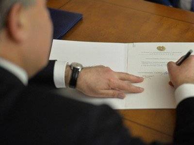Президент Армении подписал указы о награждении за вклад в развитие культуры