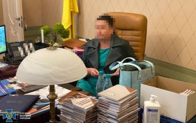В Харькове главу окружного админсуда задержали при передаче взятки
