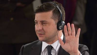 Как 30 тысяч украинцев не смогли уговорить Зеленского уйти в отставку