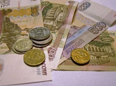 Аналитик Петр Пушкарев предложил выплачивать пенсионерам по 10 000 рублей ежегодно