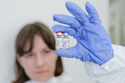 ВОЗ назвала безопасной и эффективной российскую вакцину от коронавируса