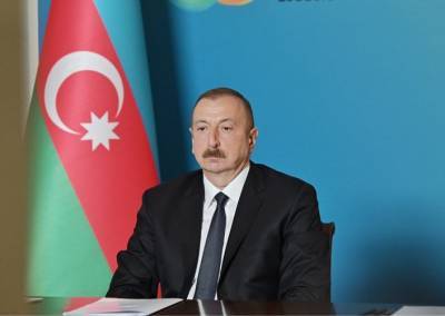 Алиев поблагодарил власти Грузии за отказ провозить оружие через свою территорию