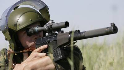 Снайперы ВВО отработали стрельбу с «Винторезами» в Хабаровске