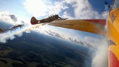В честь своего 11-летия пилотажная группа «Первый полет» исполнила «петлю Нестерова» 11 раз подряд