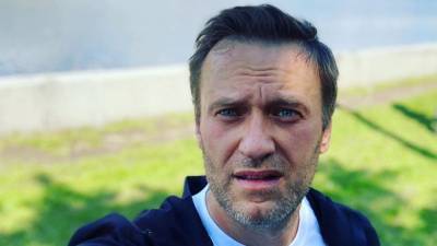 Адвокат заявила, что вещи из номера Навального не могут считаться уликами