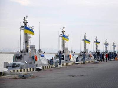 Чем занимается на военно-морских учениях Украина, по сути, не имеющая военного флота