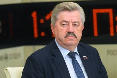 Депутат ответил захотевшему выступить в Госдуме белорусскому оппозиционеру