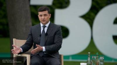 Зеленский обходится украицам дороже всех президентов — Порошенко
