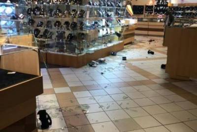 В Хабаровске задержали грабителей ювелирного магазина