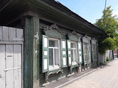Томичей приглашают поучаствовать в реставрации старинного деревянного дома