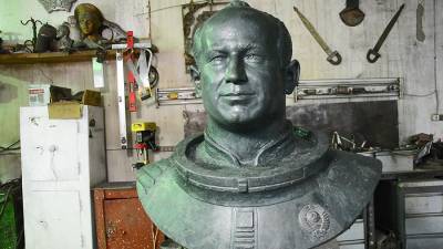 Памятник космонавту Леонову установят на его родине