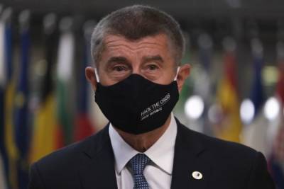 Чешский премьер обратился к народу с чрезвычайным обращением