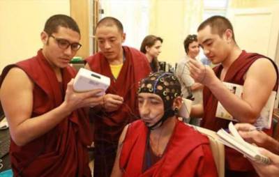 Как русские учёные изучают изменённые состояния сознания у буддистов