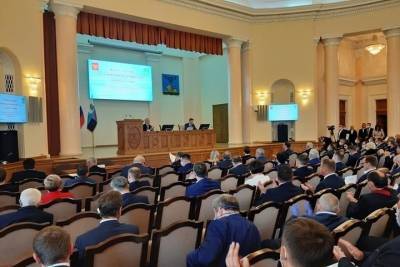 Евгения Савченко депутаты Белгородской облдумы отправляют в Совет Федерации