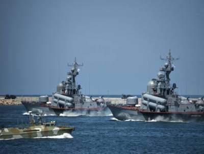 Корабли ВМФ России вносят нервозность в учения НАТО на Черном море